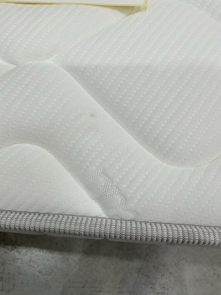Matelas EPEDA 560 ressorts ensachés, soutien ferme, accueil ferme, 160x200cm
