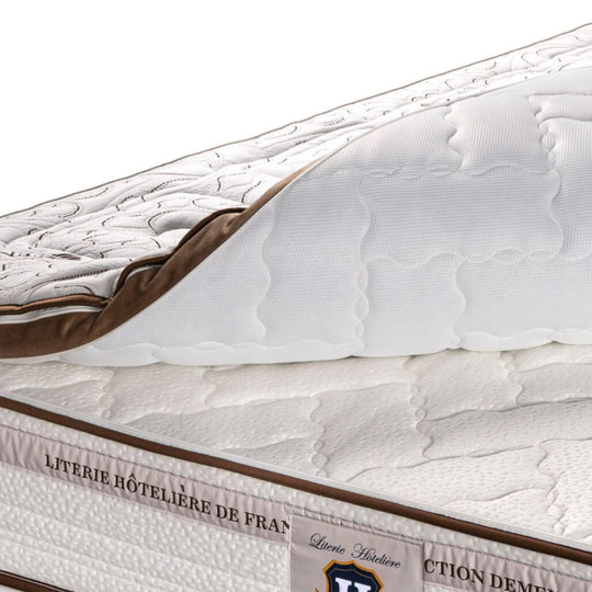 Matelas hybride LITERIE HOTELIERE DE FRANCE Renaissance 160x200cm avec surmatelas intégré