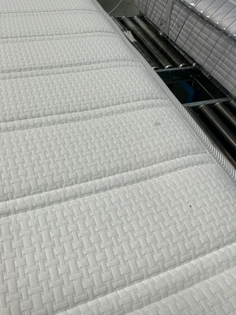 Matelas LA REDOUTE Premium 1134 ressorts ensachés, soutien ferme, accueil enveloppant, 160x200cm