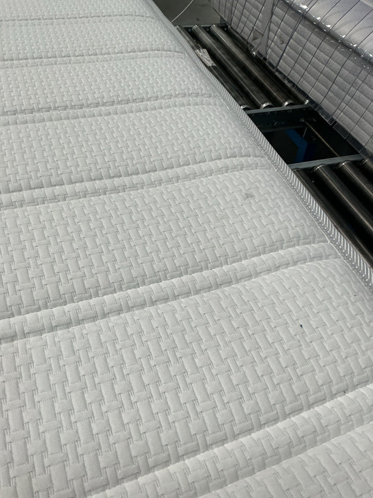 Matelas LA REDOUTE Premium 1134 ressorts ensachés, soutien ferme, accueil enveloppant, 160x200cm