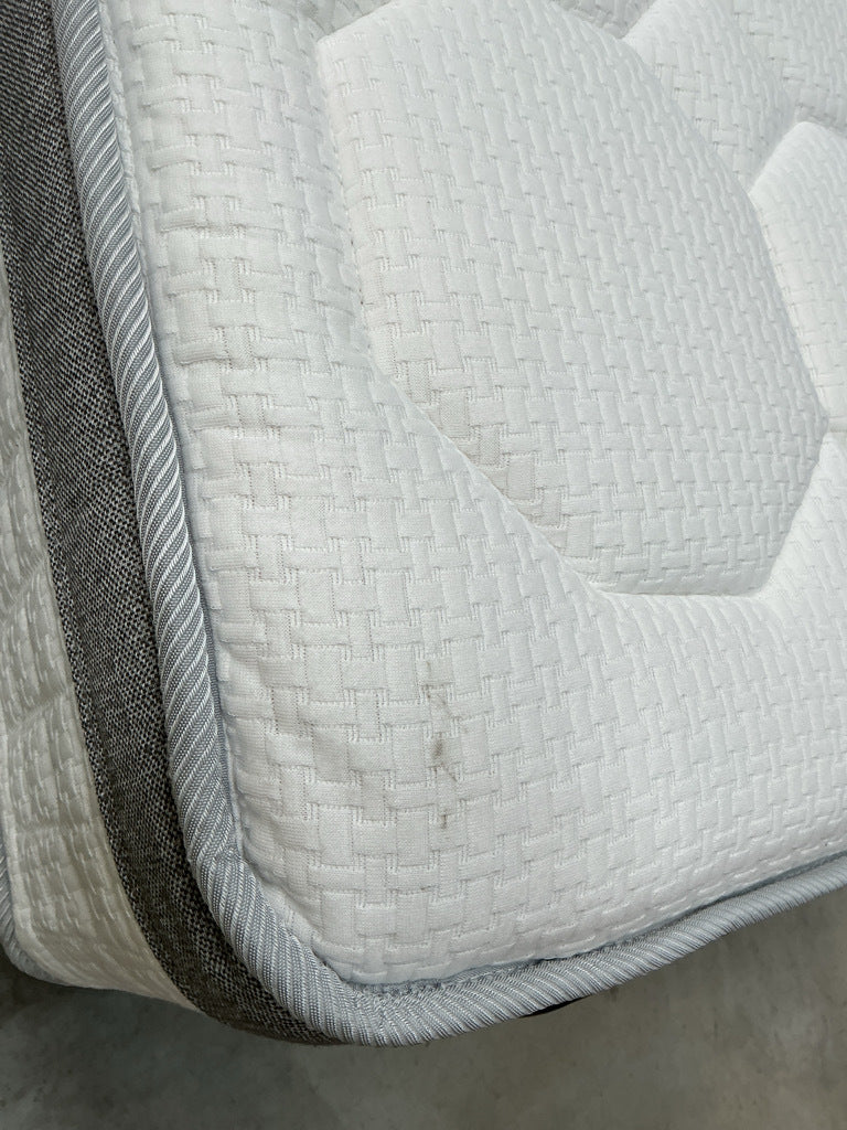 Matelas LA REDOUTE Premium 1134 ressorts ensachés, soutien ferme, accueil enveloppant, 160x200cm