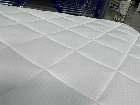 Matelas LA REDOUTE latex, soutien très ferme, accueil tonique, 140x200cm