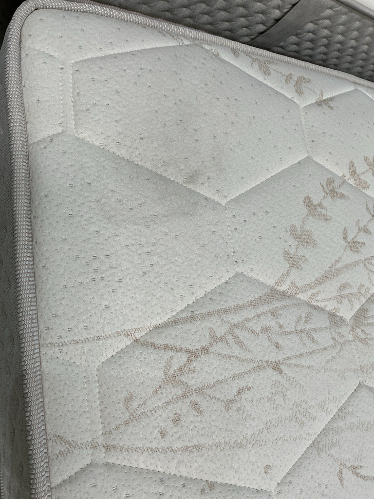 Matelas LA REDOUTE Origine 651 ressorts ensachés, soutien mi-ferme, accueil enveloppant, 160x200cm
