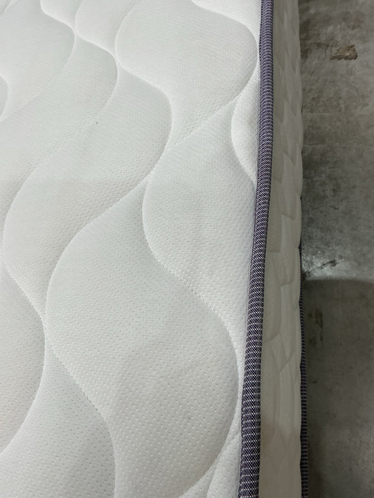 Matelas MERINOS 580 ressorts ensachés, soutien ferme, accueil moelleux, 160x200cm