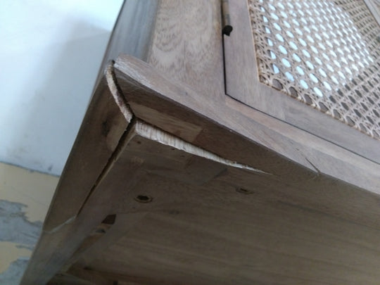 Meuble vasque LOBERON Emyl en mindi et cannage — photo produit