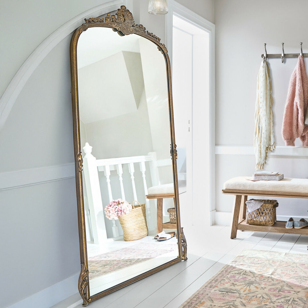 Miroir LOBERON Choni en métal doré vieilli — photo produit
