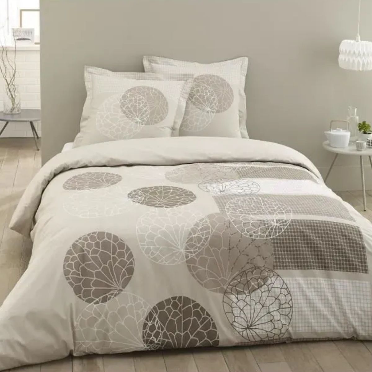 Parure de lit 2 personnes Adèle + 2 taies 65x65cm 100%coton