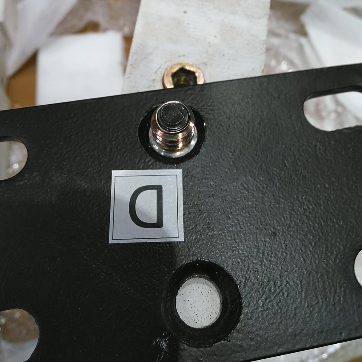 Table basse Drawer Seam ovale en bois 110x60cm