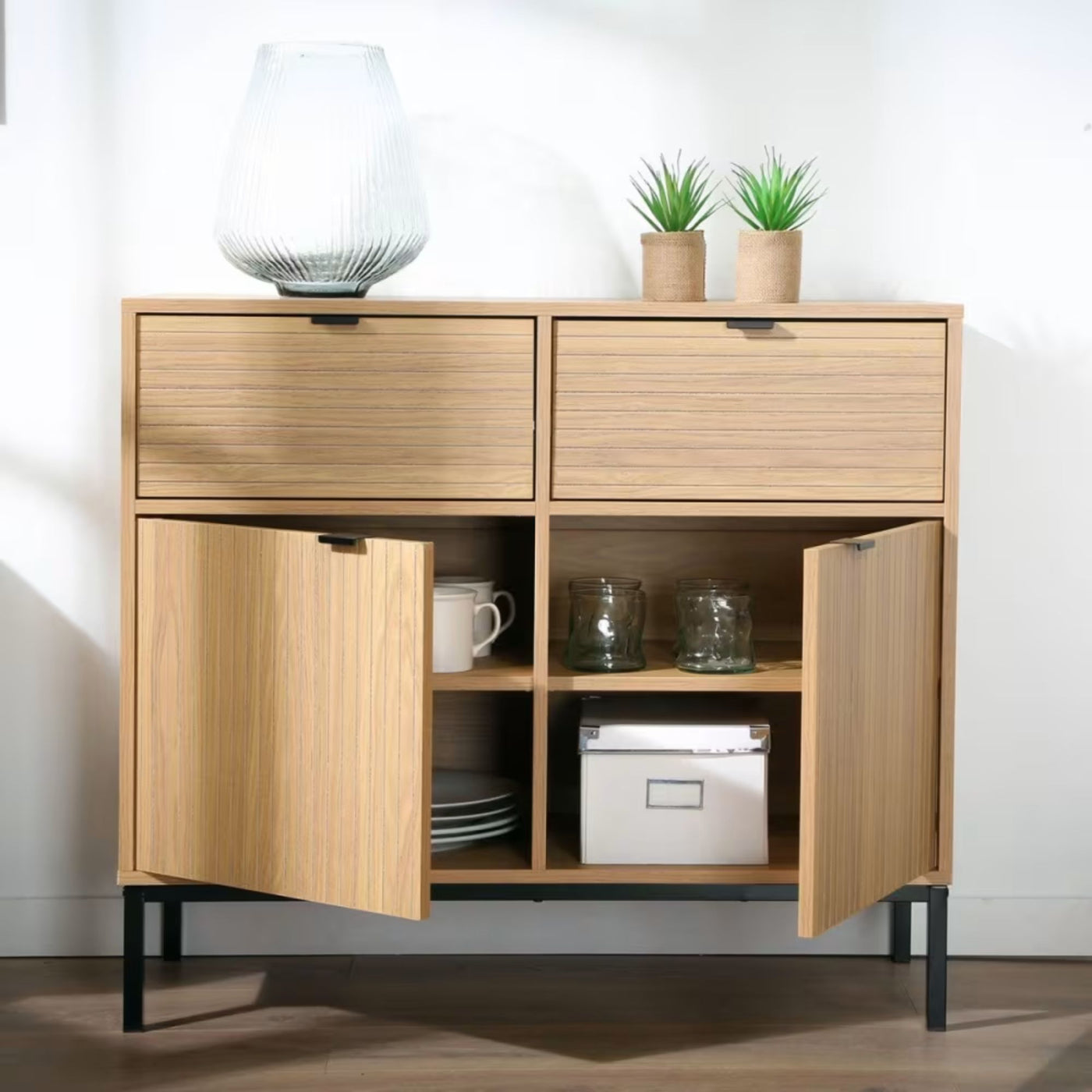 Petit buffet CALICOSY Tara 2 Portes 2 Tiroirs Façades Rainurées L90 x H79 cm