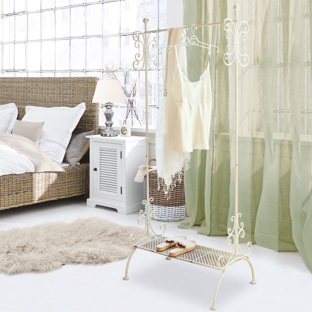 Portant à vêtements LOBEERON Épinay en fer blanc vieilli — photo produit