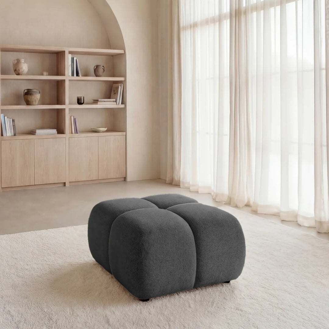 Pouf CASANOVA Constance en tissu chenille gris foncé