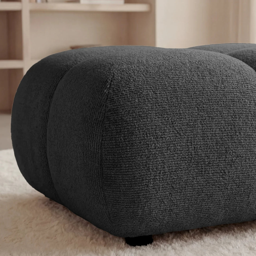 Pouf CASANOVA Constance en tissu chenille gris foncé