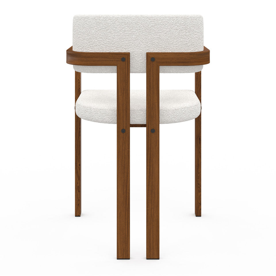 Lot de 2 chaises Elsa avec accoudoirs en bouclette et pieds métal effet noyer