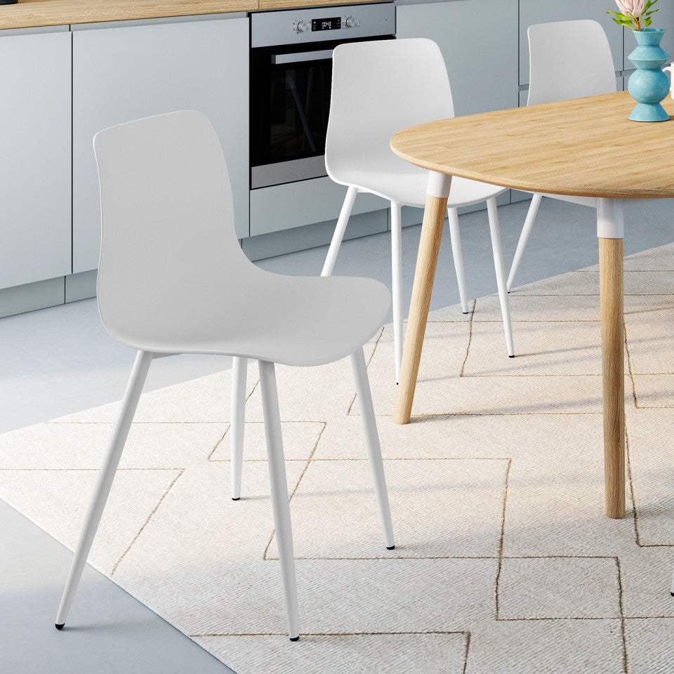 Lot de 6 chaises Nala blanches et pieds métal