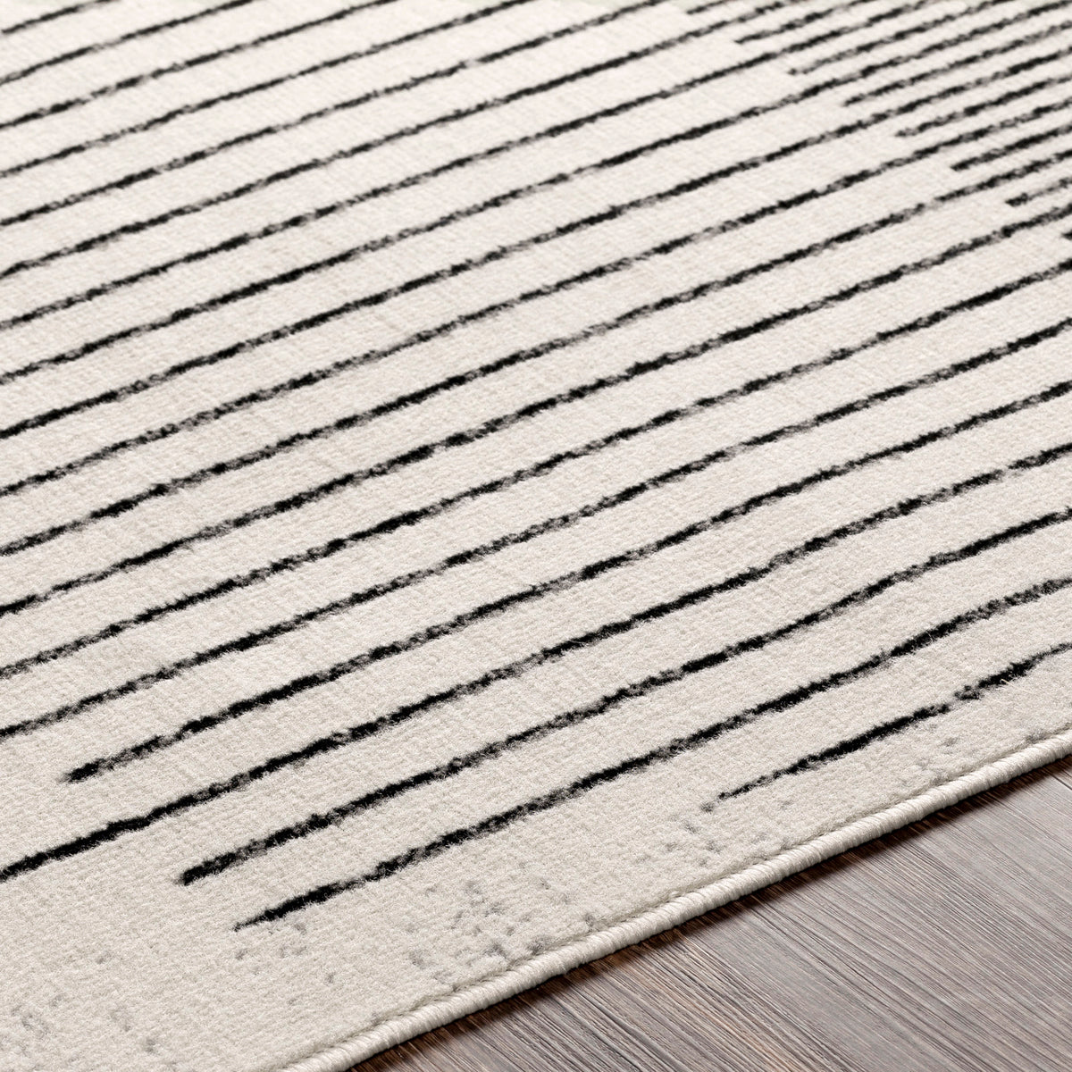 Tapis de couloir SURYA Santiago scandinave, motif de cercles rayés noirs sur fond blanc cassé, vue 3