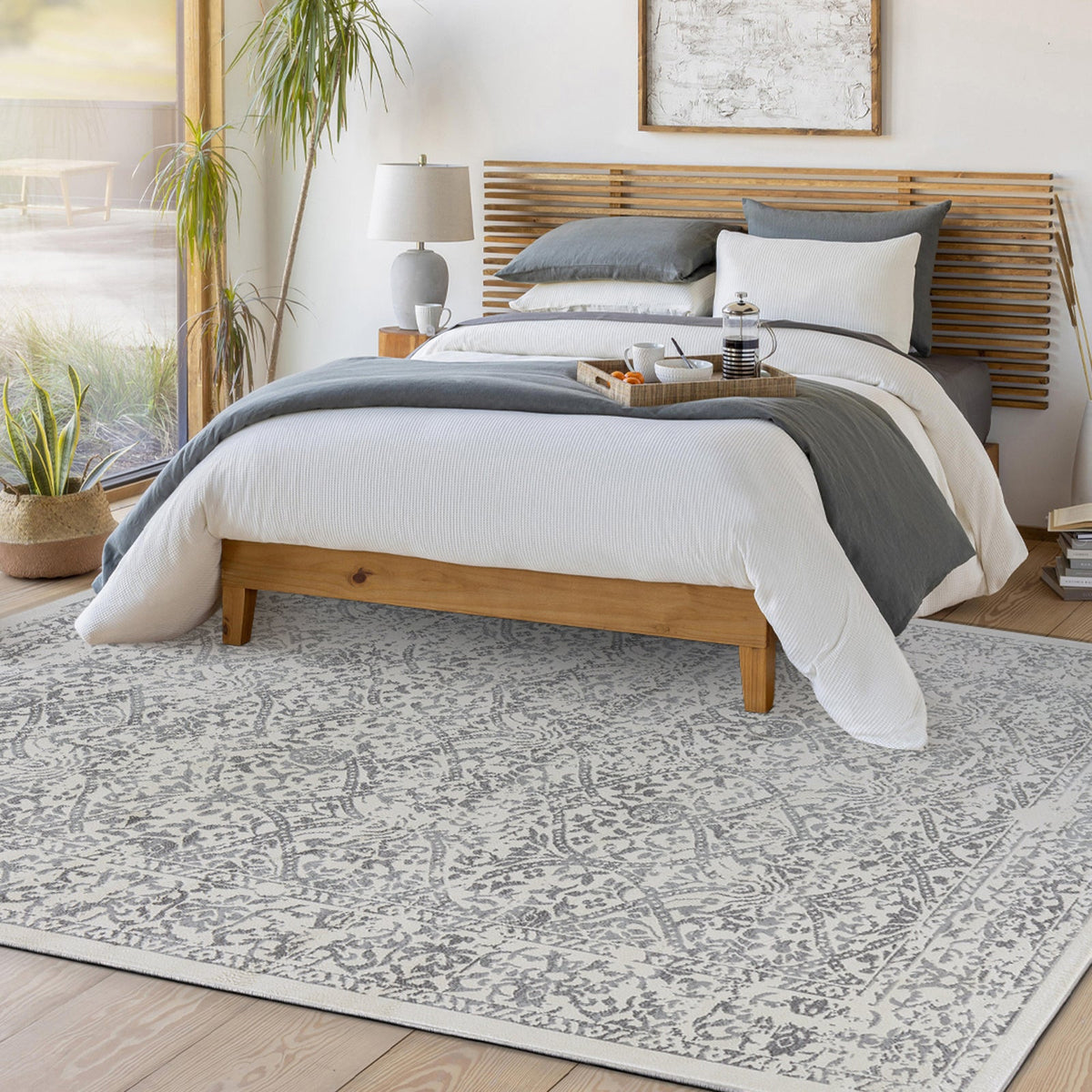 Tapis de couloir SURYA Ejura oriental vintage, motif floral délavé gris sur fond blanc cassé, vue 10