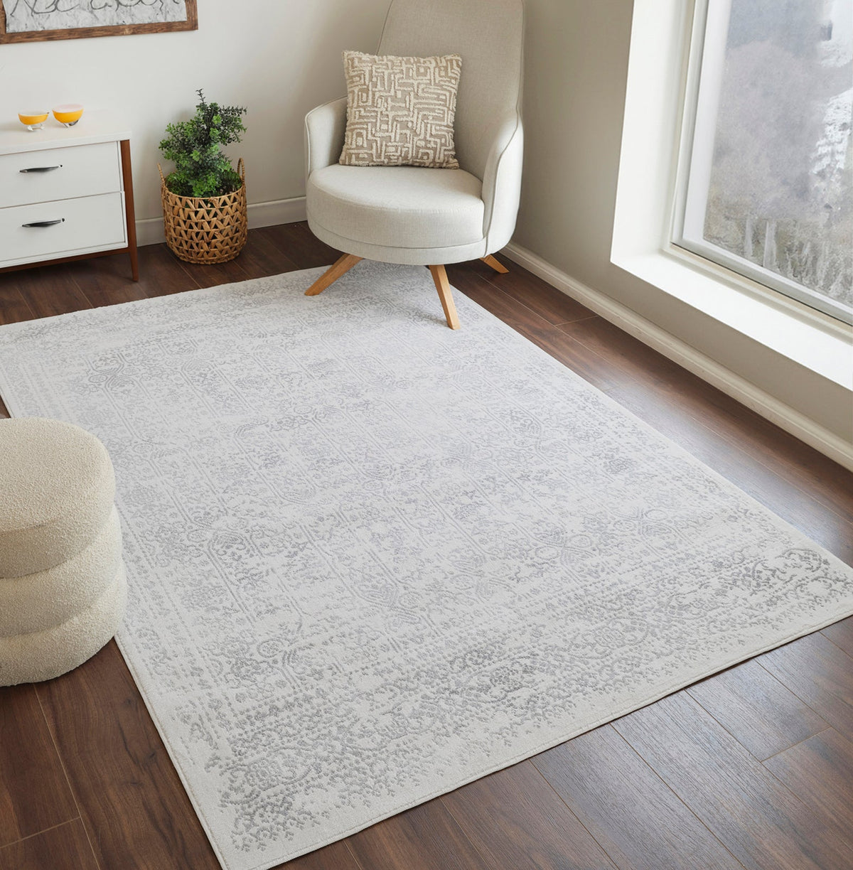 Tapis SURYA Vicky oriental, motif médaillon effet usé gris clair et ivoire, vue 9
