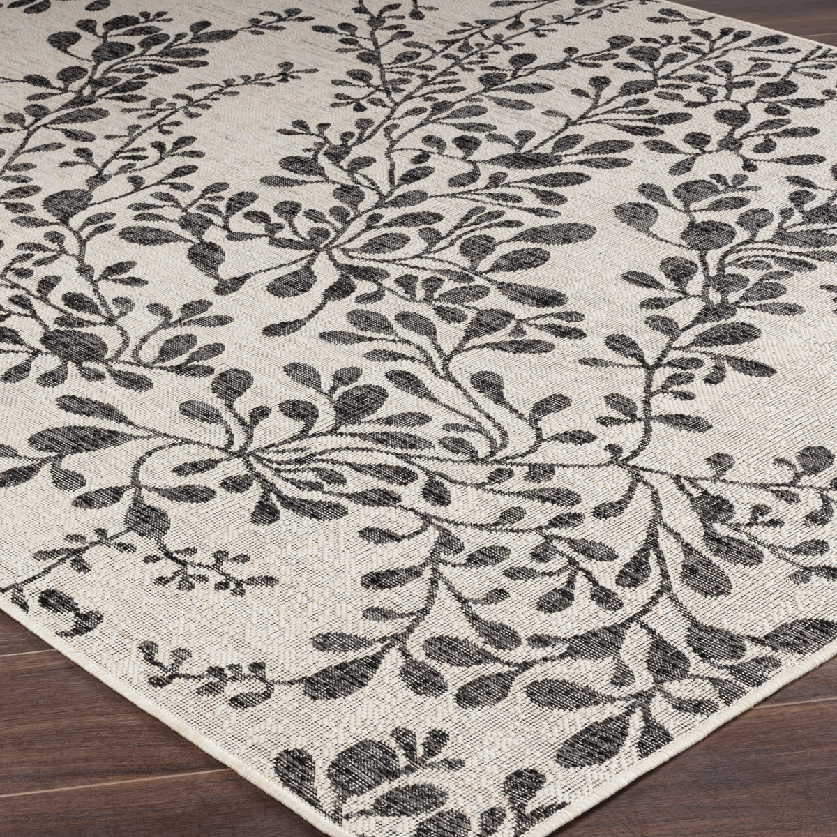 Tapis d'extérieur SURYA Hasselt, motif branches feuillues anthracite sur fond ivoire, vue 6