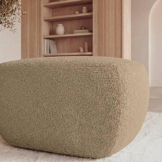 Pouf CASANOVA Santiago en tissu bouclette café — photo produit