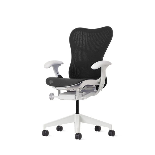 Fauteuil HERMAN MILLER Mirra 2 Butterfly en Graphite et blanc