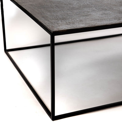 Table basse en aluminium noir