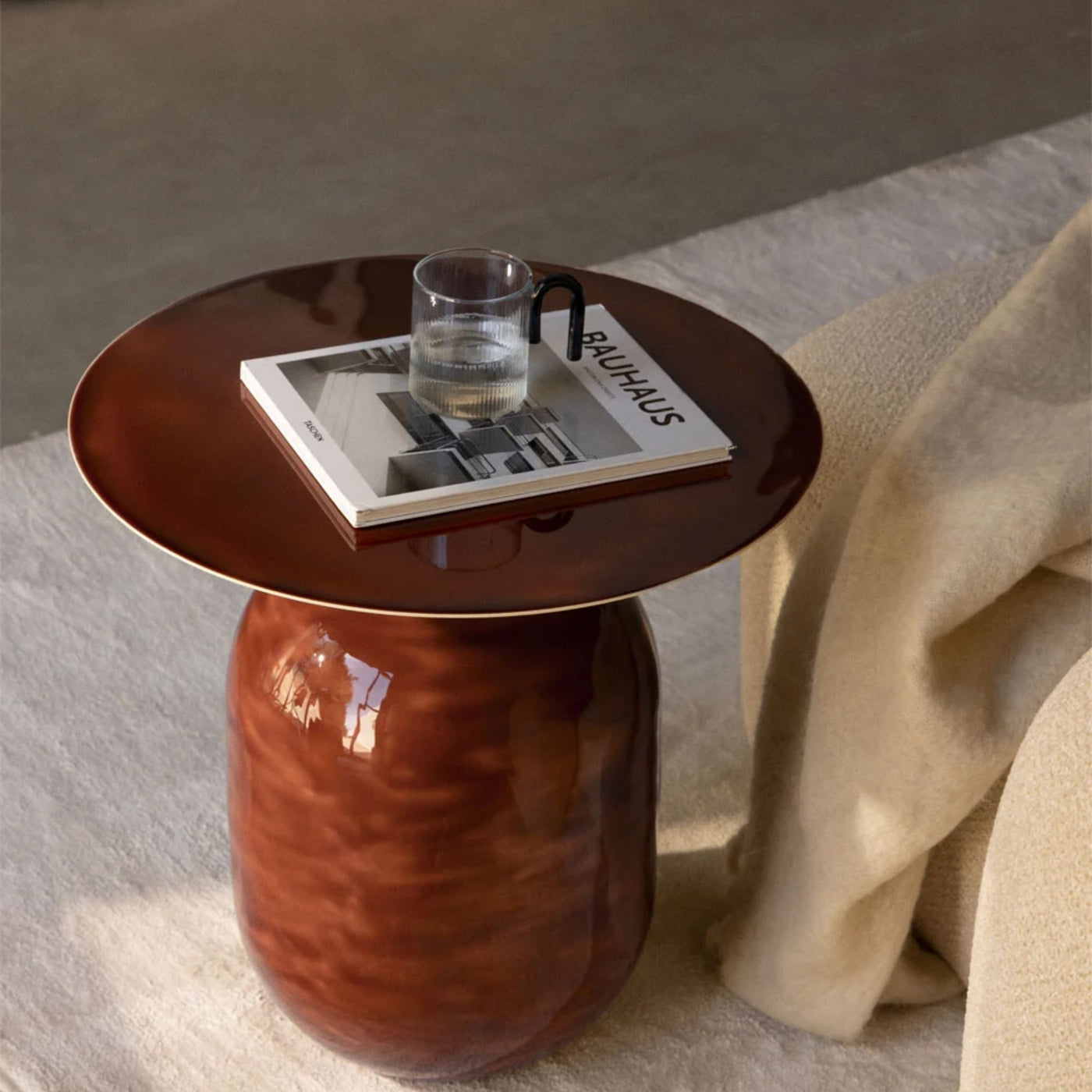 Table d'appoint SKLUM Truax ronde en fer Ø50 cm