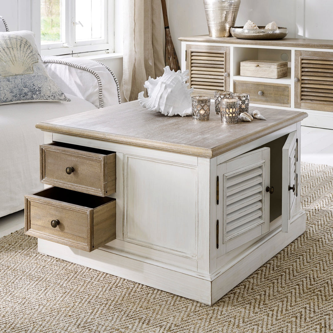 Table basse LOBERON Cloverport en bois massif blanc — photo produit