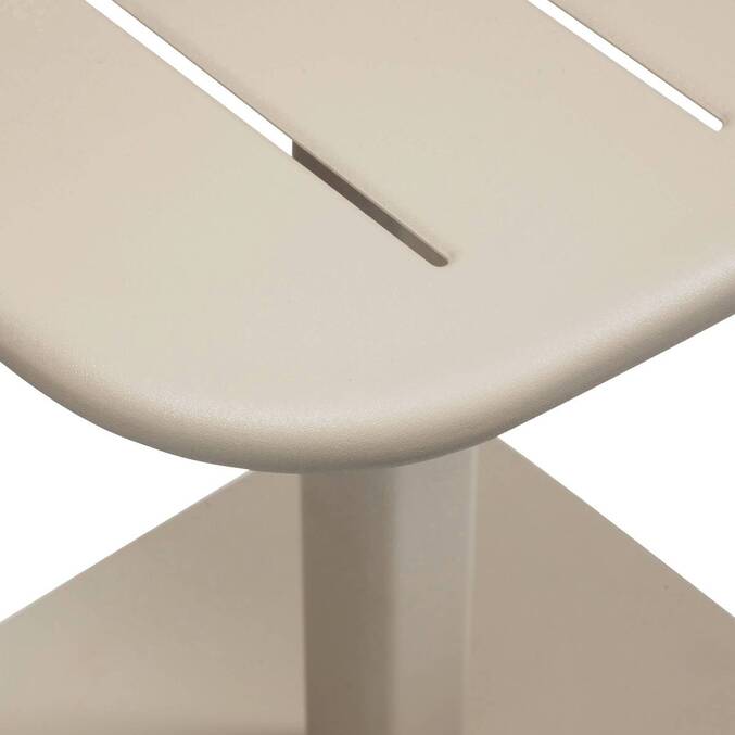 Table de jardin carrée HESPÉRIDE Alegoria en acier argile — photo produit