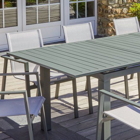 Table de jardin DCB GARDEN 10 places en aluminium kaki 180/240x100 cm avec rallonge automatique — photo produit