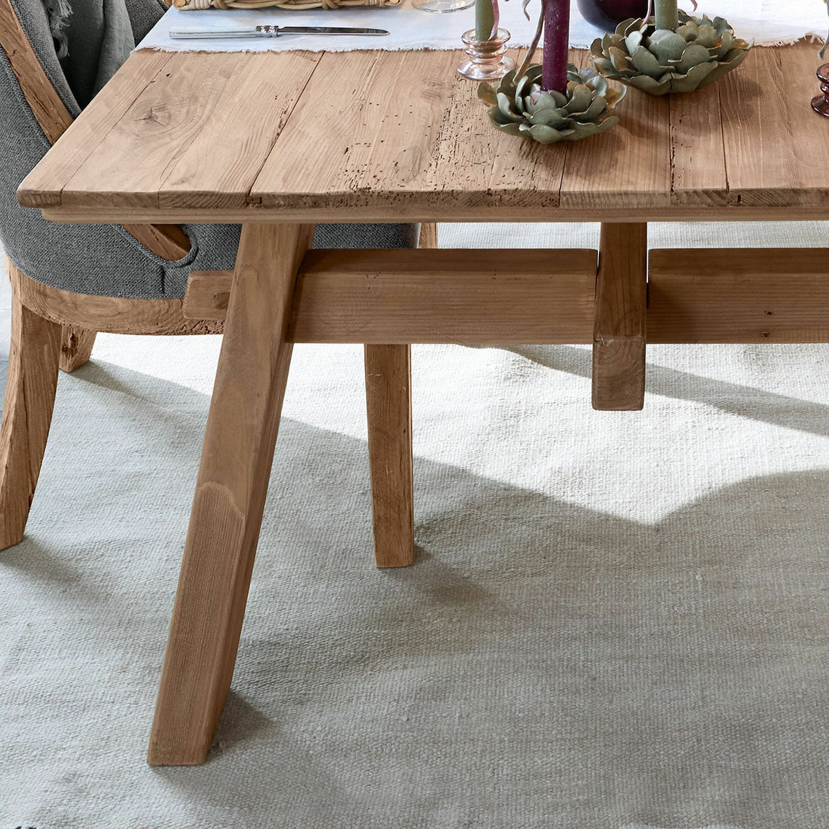 Table à manger bois LOBERON Wilevor jamais utilisé — photo produit