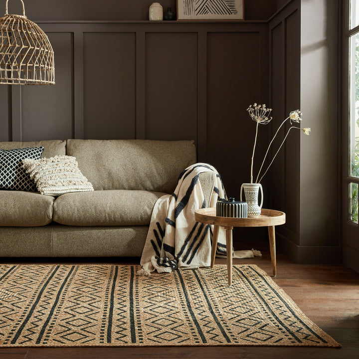 tapis de salon en jute avec motifs noir