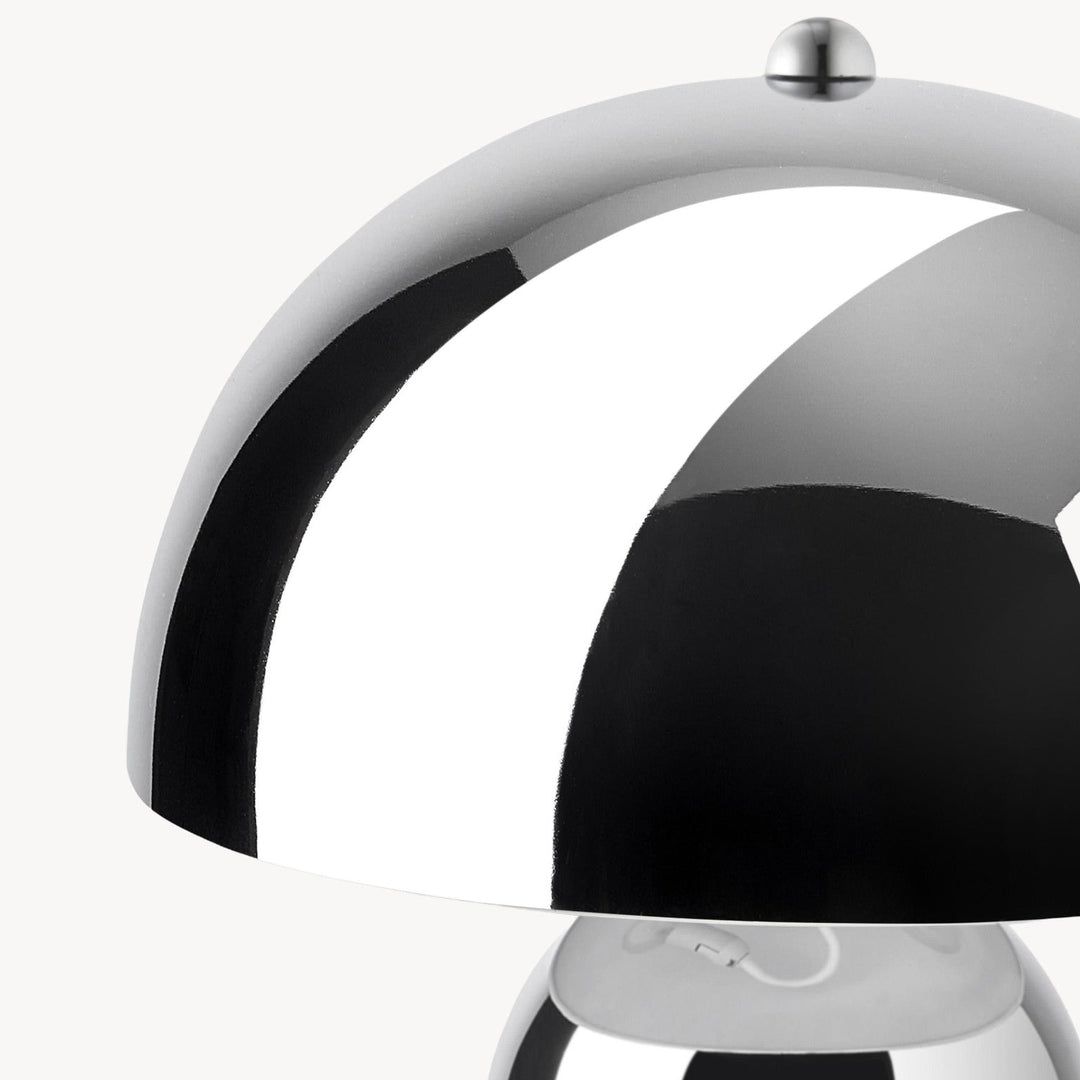 Lampadaire rétro WESTWING Walter gris chrome brillant